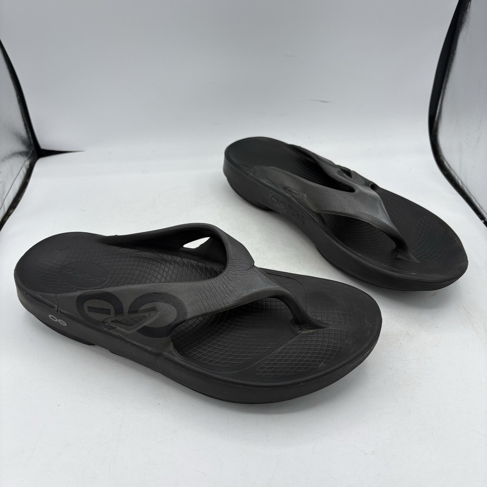 OOFOS Sandals Mens Size 12 OOriginal Sport Thong Flip Flop Graphite Gray Black